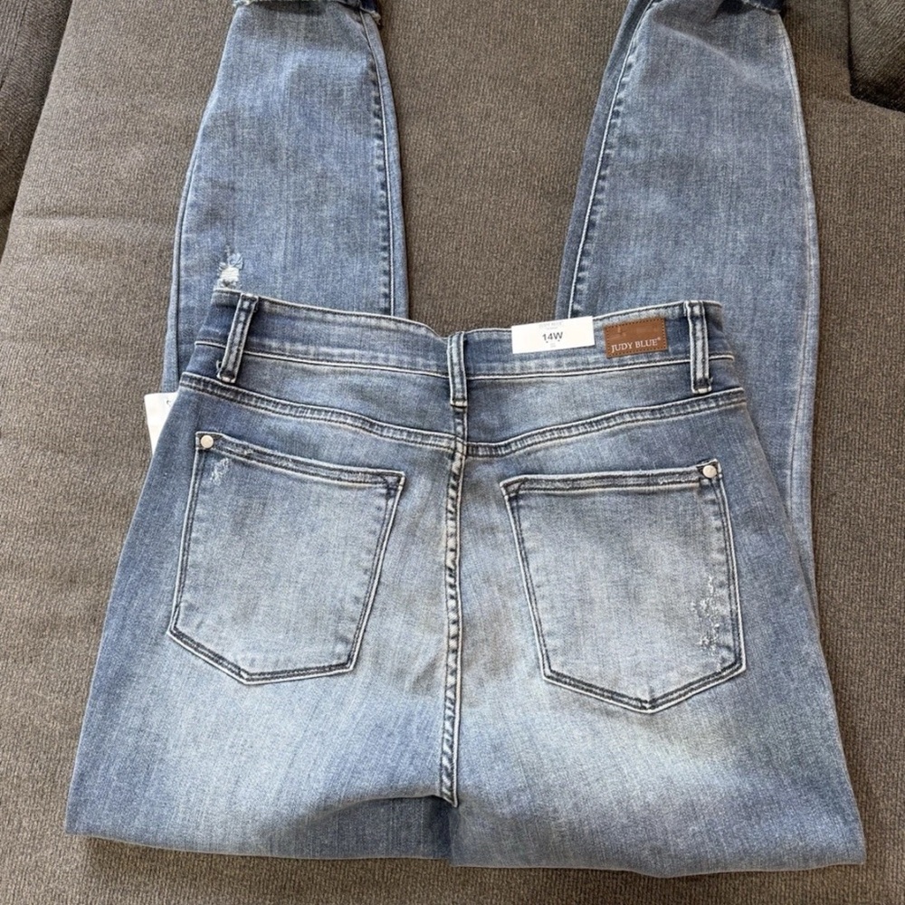 Judy Blue Light Blue Skinny Jeans